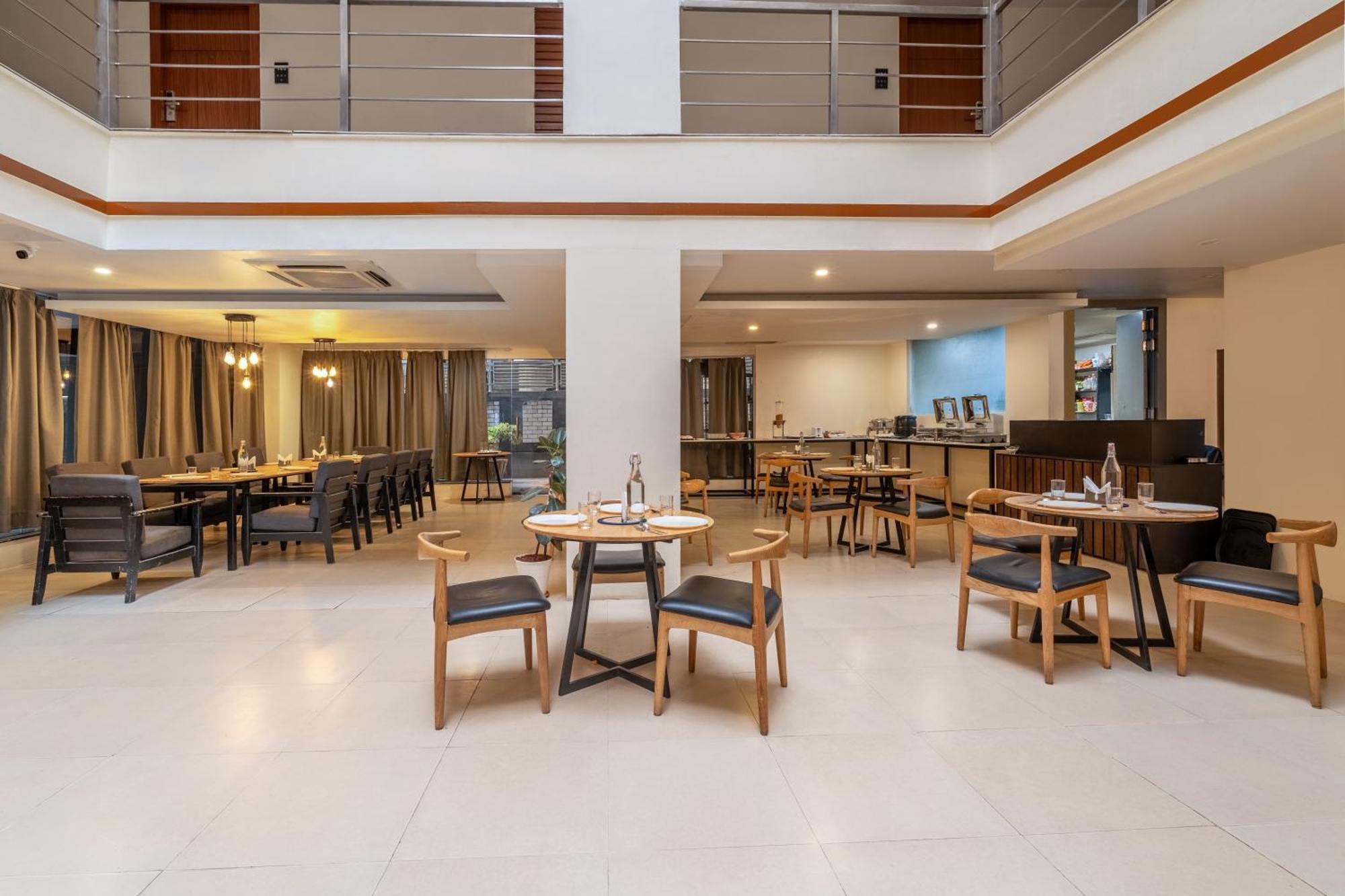 Monday Hotels Hitec City Hyderabad Exterior photo