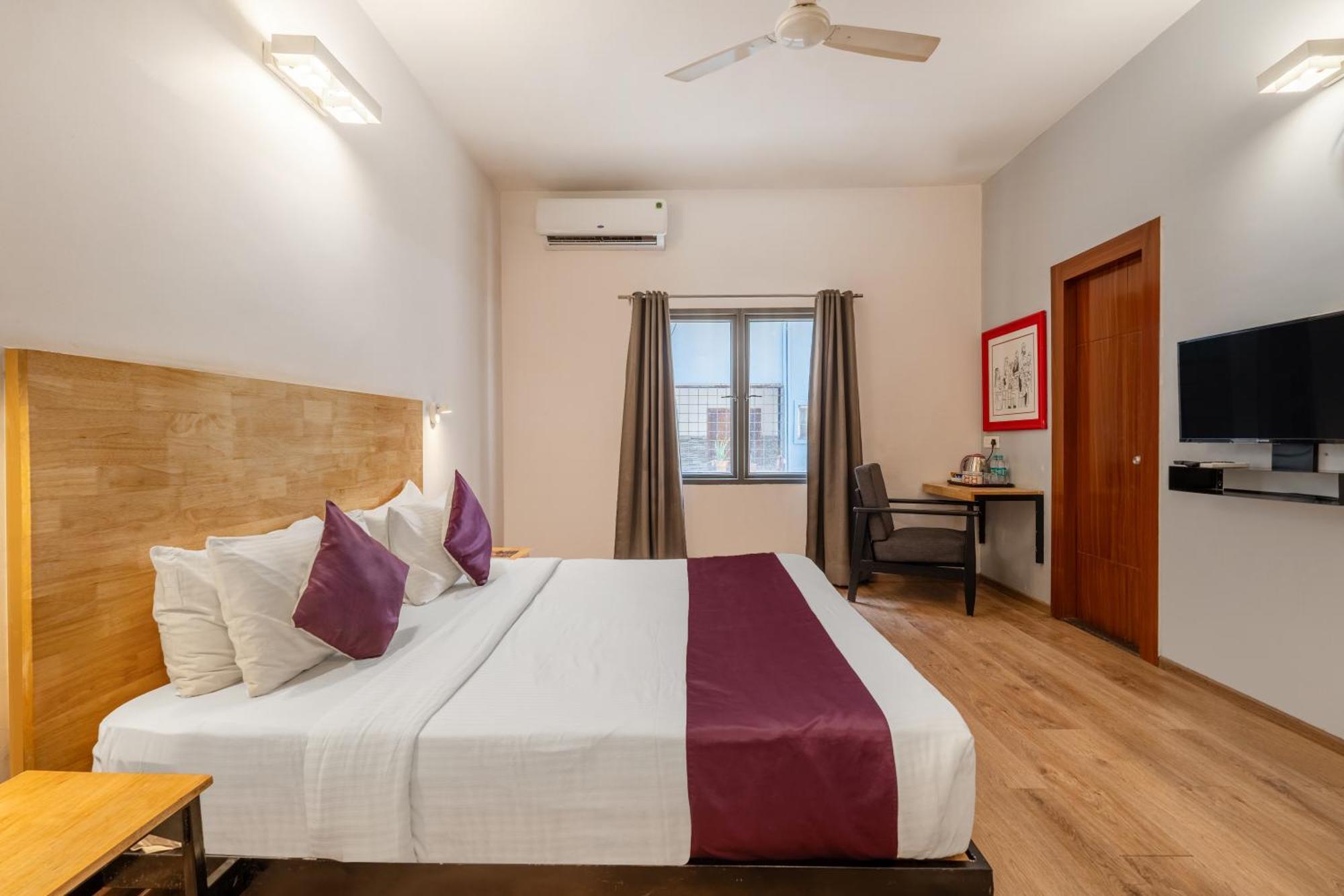 Monday Hotels Hitec City Hyderabad Exterior photo