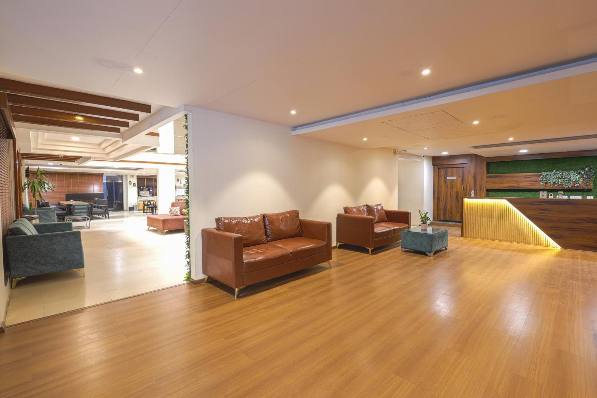 Monday Hotels Hitec City Hyderabad Exterior photo