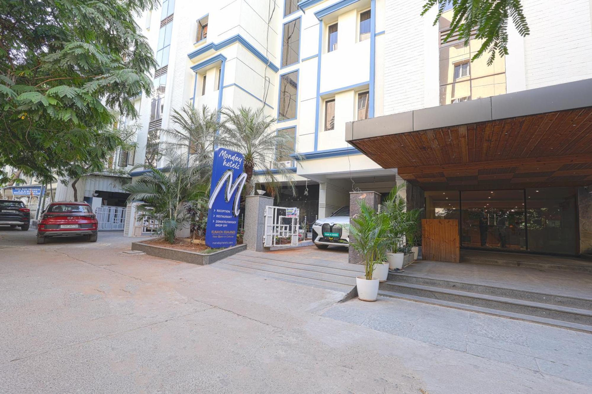 Monday Hotels Hitec City Hyderabad Exterior photo